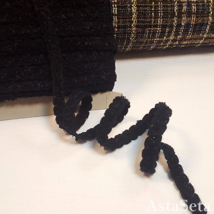 Тесьма Chanel черная матовая с бантиками