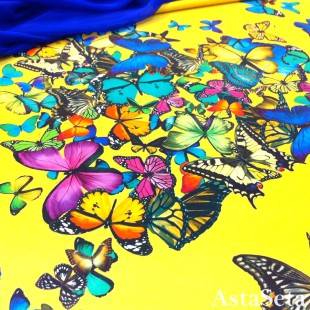 Атлас желтый с бабочками
