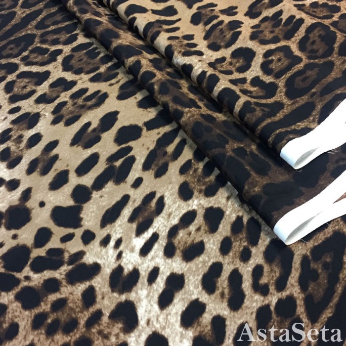 Атлас шелковый леопард коричневый